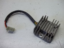 régulateur de charge de DAELIM VT 125 année 2002 ref 9