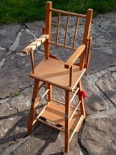 Chaise haute poupée en bois