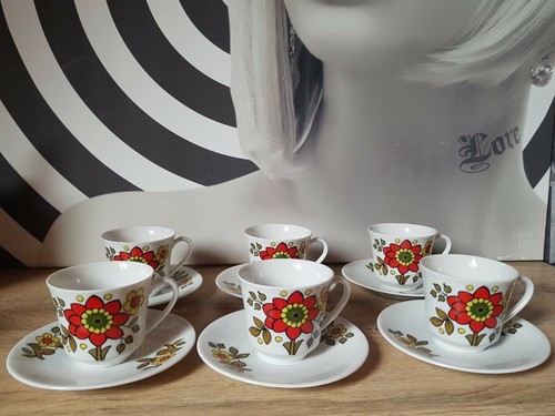 Ensemble tasses soucoupes - ensemble, et