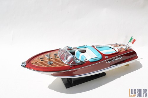 Maquette bateau riva - de,