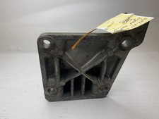 22116751226 support moteur droite BMW E 39 -525/530d