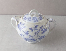 Ancien sucrier, en porcelaine de Sarreguemines, épines bleues