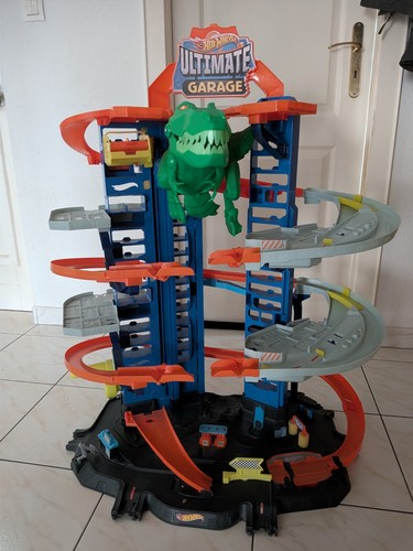 Hot wheels ultimate - hot,