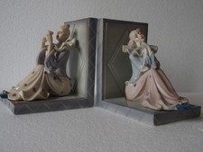 PAIRES DE SERRES LIVRES /VINTAGGE /EN RESINE