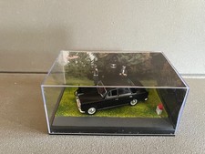 Voiture Miniature Peugeot 403