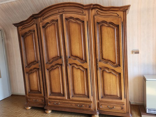 Vend chambre coucher - à,