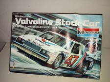 MAQUETTE MONOGRAM -1/24-RON