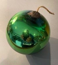 ANCIENNE BOULE DE NOËL VERTE