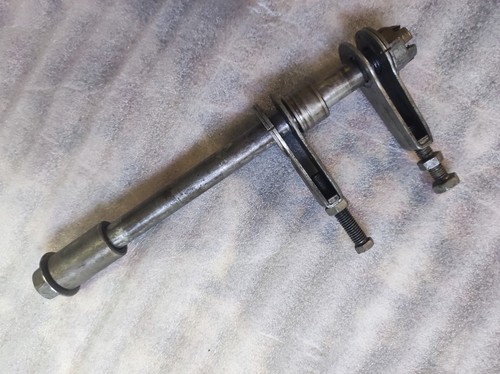 Axe roue arriere - roue, d