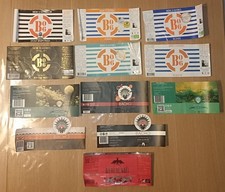 Lot 12 étiquettes de bière