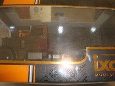 IXO- TR049- PETERBILT tracteur