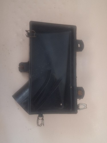 Lower bottom air filter box - /,
