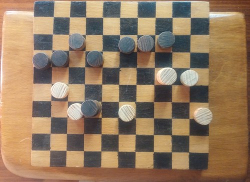 Jeu dames bois travail - jeu,