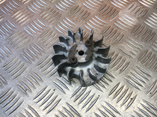 Volant moteur pour - volant,