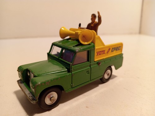 Corgi toys 472 land rover - toys, gb