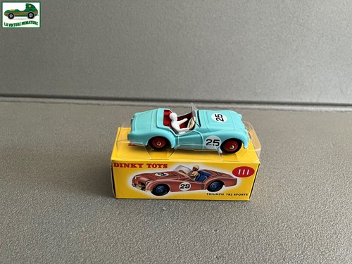Voiture miniature triumph - voiture,