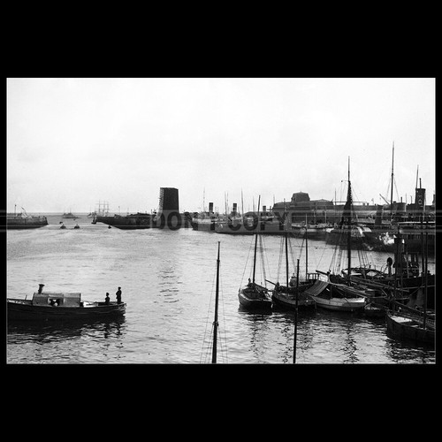 Photo 000577 avant port - l.000577, avant-port