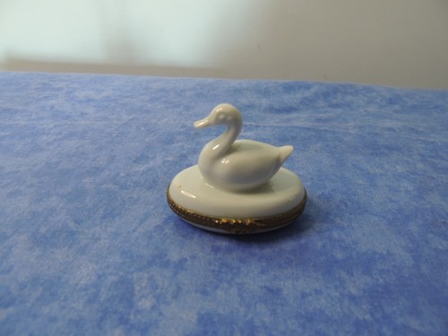 Joli pilulier ovale canard - joli,