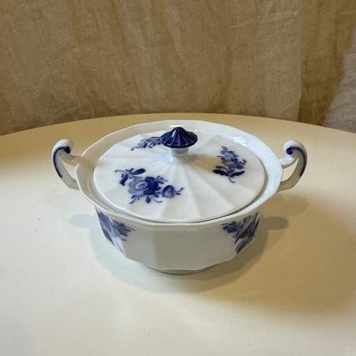 Royal copenhagen blue - royal, flower