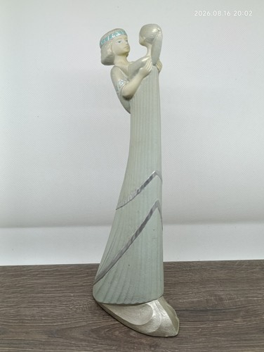 Vintage ivory princess enesco - princess,