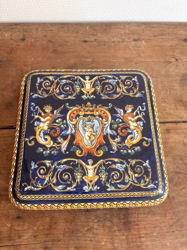 Dessous plat faïence gien - dessous,
