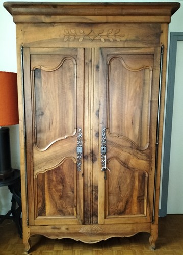 Grande armoire régionale - grande,