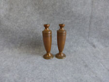 paire de petits vases en