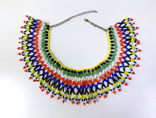 Collier ras cou - ras,