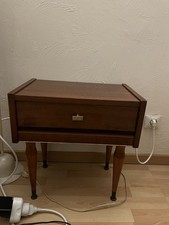 table de chevet vintage avec