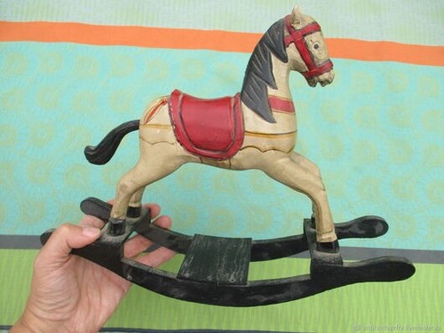 Cheval bascule miniature - à,