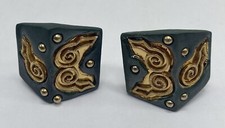 Vtg Earrings Gold & Green Clip On Fahrenheit Sculptural Clay Signed Connie Bates