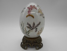 STUNNING CRACKLED EARTHENWARE EGG FLORAL DECOR AND BRONZE BASE