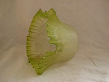 ANCIENNE TULIPE DE LAMPE EN