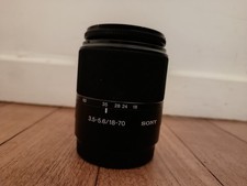 objectif photo Sony 18-70