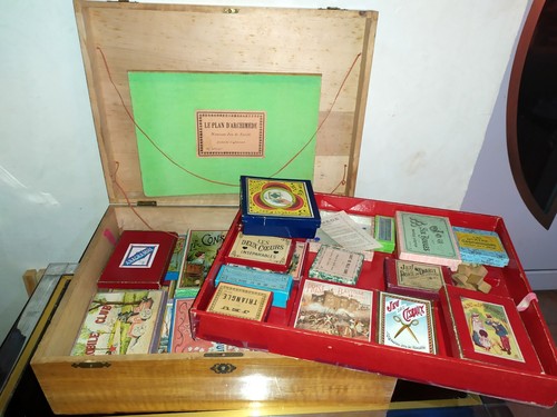 Ancien coffret coffre boite
