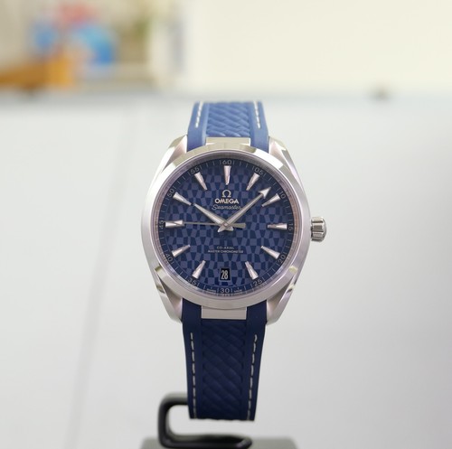Ensemble complet omega - complet,