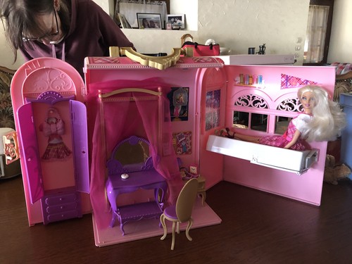 Petite maison barbie vendue - petite,