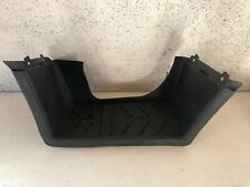 UN CARENAGE PLASTIQUE MARCHE