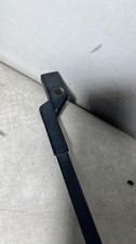 Bras essuie glace avant gauche