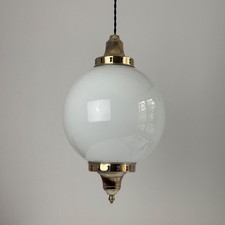Ancienne SUSPENSION EN OPALINE