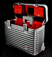 Rimowa Topaz Vodafone Pilot