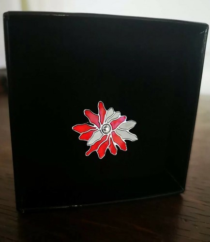 Très jolie bague swatch - très,