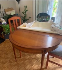 table ronde avec  2 rallonges