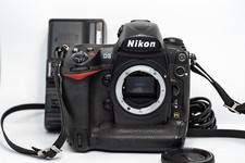 DSLR Reflex Numérique PRO NIKON D3 12Mpix FX + BATTERIE EN-EL4a/CHARGEUR DOUBLE