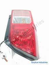 FEU ARRIERE GAUCHE NISSAN