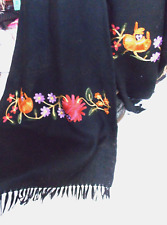 ECHARPE   LAINE DU CACHEMEERE BRODEE MAIN NOIRE FLEURS MULTICOLORES