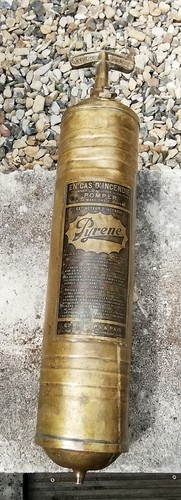 Grand extincteur pour voiture - grand,