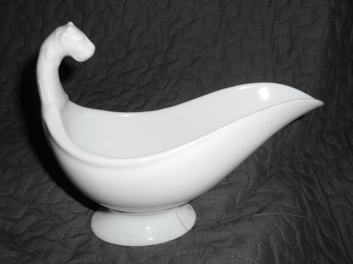 Ancienne saucière en - *ancienne,