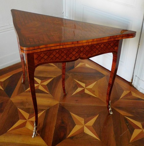 Table jeu marqueterie - marqueterie,