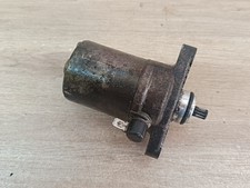 UN DEMARREUR ORIGINE SCOOTER